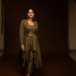 Nikhila Vimal Instagram - Me again 💫 Styling : @keepitstylish_by_ammu 📷 : @premsampaul @styledbyammu Wearing : @s.w.g.t MUA : @the_color_pallete Jewellery : @keiyura_jewelry Studio : @maxxocreative