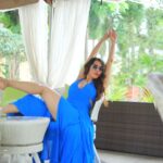 Nikita Rawal Instagram - My favourite days💙💙 #nikitarawal #blue #weekand #chilzone #mood #place