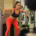 Nikita Rawal Instagram - Monday motivation 💪 @elixirfitnessgym @louisfitness10 #gym #gymmotivation #fitness #fitnessmodel #fitnessmodel #helth