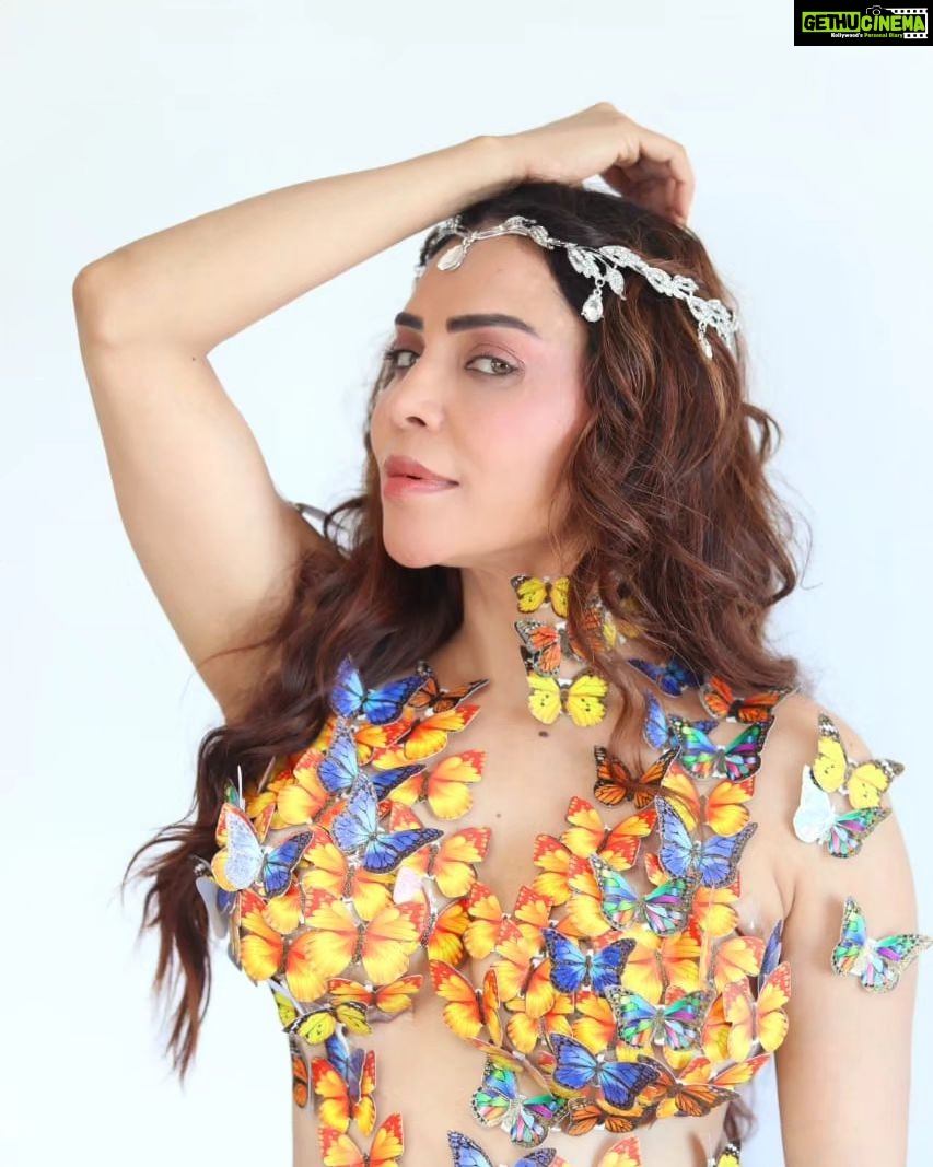 Nikita Rawal Instagram - “She remembered who she was and the game changed.” 🦋🦋 #nikitarawal🔥 #butterfly #butterflies #butterflydress #confidence
