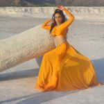 Nikita Rawal Instagram - Glipms from up coming ❤️ #shoot #nikitarawal #orenge #comingsoon #kamariya