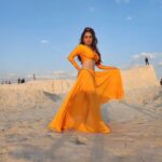 Nikita Rawal Instagram - Glipms from up coming ❤️ #shoot #nikitarawal #orenge #comingsoon #kamariya