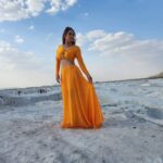 Nikita Rawal Instagram - Glipms from up coming ❤️ #shoot #nikitarawal #orenge #comingsoon #kamariya