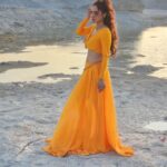 Nikita Rawal Instagram - Glipms from up coming ❤️ #shoot #nikitarawal #orenge #comingsoon #kamariya
