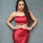 Nikita Rawal Instagram - Red brings out my slay game ❤️ #nikitarawal #red #redhair #redhot #feelfree #game