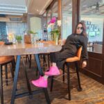 Nikita Rawal Instagram - Monday mood 😴 🖤 #monday #mondaymotivation #travel #travelblogger #travelphotography