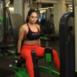 Nikita Rawal Instagram - Monday motivation 💪 @elixirfitnessgym @louisfitness10 #gym #gymmotivation #fitness #fitnessmodel #fitnessmodel #helth