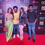 Nikita Rawal Instagram - One evning @CCL with my freinds like family My bestie 💓 @pakkhihegde @thevishnuvishal @navdeeptomargujjar_ Grand Hyatt Mumbai