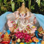 Nikita Rawal Instagram - Ganesh ji is there for all of us 🙏 ❤️ Jai ganesha #ganesha #ganeshchaturthi #ganeshutsav #shanti