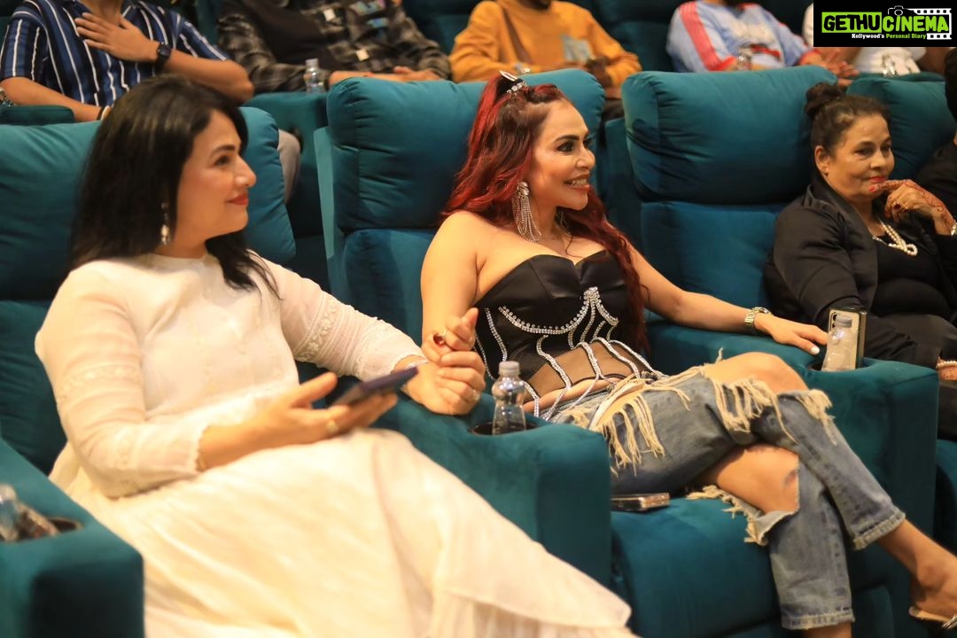Nikita Rawal Instagram - Pica from gair chun liya night 💔♥️ @itsaastharawal @deepaktijoriteam @rajivthakur007 @restykamboj @habib17m #gairchunliya #nikitarawal #aastharawal #songlaunch #newsong #tranding