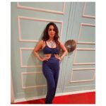 Nikita Rawal Instagram - Classroom Confessions: સેલિબ્રિટી એડિશનમાં આજે મળો નિકિતા રાવલને જીવનનો સુવર્ણકાળ હોય તો, માનવામાં આવે છે કે તે બાળપણ છે. કારણકે, આ એક એવો સમય છે જ્યારે તમારા પર કોઈ પ્રકારના બંધન નથી હોતા, તમે નિખાલસ હોવ છો, જેવા છો તેવા જ દેખાઓ, દુનિયાદારીની સમજ અને દંભ-આડંબરથી પર એક એવી દુનિયા જેમાં ઘણું બધું શીખવા માટે છે. #nikitarawal #classroomconfession #classroomconfessioncelebrityedition #actress #dancer #middaynews #newsupdate #school #college #lifestories