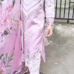 Nikita Thukral Instagram - Perfect outfit for this karva chauth ready to wear exclusively at @jasmyrraofficial double shade lawn suits all available so what are u waiting get my look this festival. #lawnsuits #karvachauthspecial #actresslife #jasmyrracreations