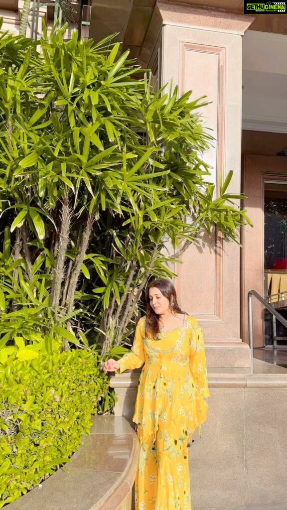 Nikita Thukral Instagram - Loving the colour of this outfit made by me available only at @jasmyrracreations #yellowcolour #actresslife #ffestivalwear don’t miss it get it for yourself. Available in sizes till 44 😊