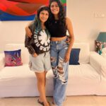 Nimisha Sajayan Instagram - A long awaited reunion.❤️✨ @sejtherage Juhu, Maharashtra, India