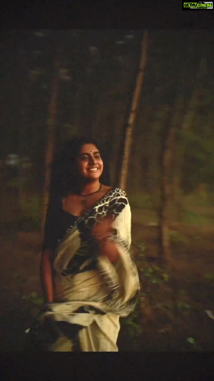 Nimisha Sajayan Instagram - @nimisha_sajayan Ernakulam