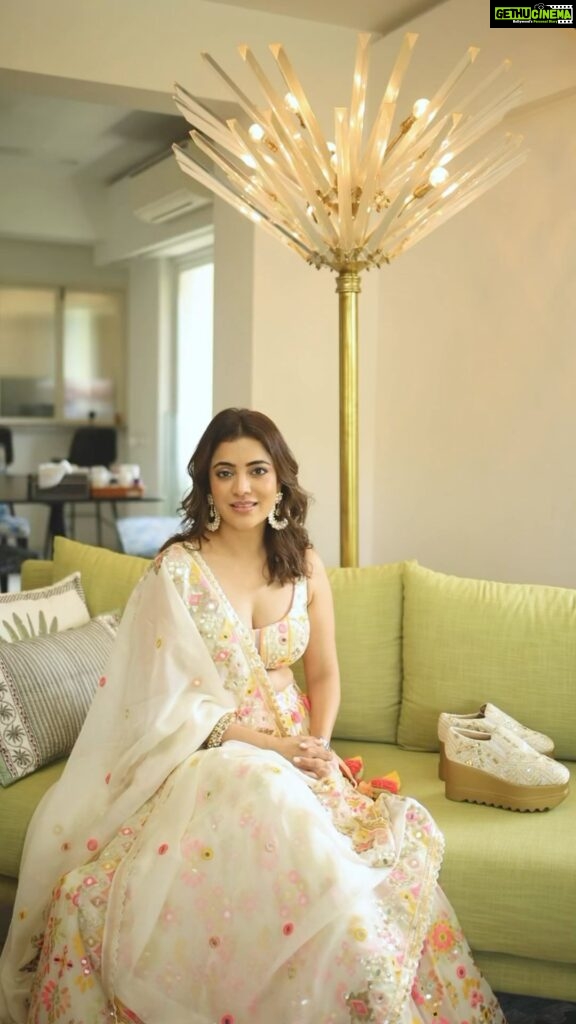 Nisha Agarwal Instagram - Hot off the #newyorkfashionweek runway @worldofanaar is my style bestie for this festive and wedding season!✨ Giving me the height of heels and the comfort of sneakers, each of these gorgeous pairs make for oh-so-glam looks - traditional or indowestern. I’m all set to have non-stop fun💫 Get in the festive spirit - minus tired feet 👉🏼 @worldofanaar . #worldofanaar #festivelooks #weddinglooks #diwalipreps #weddingseason #festiveseason #ad #diwalioutfits #weddingstyle #indianwedding
