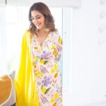 Nisha Agarwal Instagram - It's a Desi Pinterest Summer vibe ☀️ 🌿🌸🌻🌻🌻 Wearing: @theburntsoul Jewels: @illuminate_shine_everyday MUA : @khush.mua Hair : @pallavigadade #indianfestive #festiveindianwear