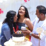 Nisha Ravikrishnan Instagram - There's no word to describe what you both mean to me. There's nothing that I can repay for what you've done to me. There's no-one that could replace you both . There's no-way to regret being your child, There's no imagination what I would be without you. For all the times that I forgot to thank-you, for all the special litte things you do, for all the words that sometimes go unspoken, I need to say,'' I love you, both, I do." Happy anniversary to the best parents anyone could ask for .....💕 @usharavikrishnan #nimmanisharkn 🖤🤍