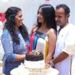 Nisha Ravikrishnan Instagram - There's no word to describe what you both mean to me. There's nothing that I can repay for what you've done to me. There's no-one that could replace you both . There's no-way to regret being your child, There's no imagination what I would be without you. For all the times that I forgot to thank-you, for all the special litte things you do, for all the words that sometimes go unspoken, I need to say,'' I love you, both, I do." Happy anniversary to the best parents anyone could ask for .....💕 @usharavikrishnan #nimmanisharkn 🖤🤍