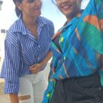 Nisha Ravikrishnan Instagram - Buy one reel n get one reel free this weekend 😝🤗😋 innond #anvisha🧿 reel trend late agi madidru latest agi climax kottidiwi 🤣🤣 PS: we teach dance for mehendi nights 🫡🫣🤫 #anvisha🧿 #nimmnisharkn 🤍🖤