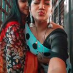 Nisha Ravikrishnan Instagram - ನಮ್ಮ್ ಕನ್ನಡದಲ್ಲಿ ಒಂದ್ ರೀಲ್ಸ್ ನಮ್ಮೆಲ್ಲರಿಗೋಸ್ಕರ 🙈😍 N trust me .. your love has given me alot of strength to my life girlfriend 🥺💯✨😎 Thank you 😘😘😘 #anvisha 🧿🖤🤍