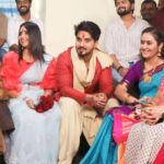 Nisha Ravikrishnan Instagram - Thank you so much! Everyone for supporting team Gattimela fr 4years . It wouldn't be possible for us to complete 1000episodes,many memories and still counting!🧿❤️ ಮಕರ ಸಂಕ್ರಾಂತಿ ಹಬ್ಬದ ಶುಭಾಶಯಗಳು 🌸 Outfit : @ayra_designer.__studio #nimmanisharkn 🖤🤍