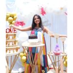 Nisha Ravikrishnan Instagram - 9.6.2023 🧸 Here for cake , and cake only 🧁 happy birthday to me🧚‍♀️ Pc: @manjunathmagaji24 Event: @lavishevents.in #nimmanisharkn 🖤🤍