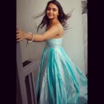 Nisha Ravikrishnan Instagram - Made You look 👀 #nimmanisharkn 🖤🤍