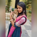 Nisha Ravikrishnan Instagram - Today's good mood is sponsered by my brownie fattu puppy 🙈🥰🤌🏻 And yes it's never just a dog .......... Happy evening everyone 🙌 #nimmanisharkn 🖤🤍
