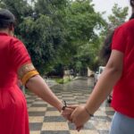 Nisha Ravikrishnan Instagram - 🌧️💃🏻❤️ @nisha_ravikrishnanoffl_ #meghanasunil #feature #foryoupage #explorepage✨ #reelsinstagram #reelitfeelit #reelsvideo #instagram #instagood #dancereels