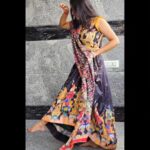 Nisha Ravikrishnan Instagram - Dancing through life's ups and downs with a heart full of joy 💃 Designed: @nishu_couture_ Outfit:@akshithaatrendz #nimmanisharkn 🖤🤍