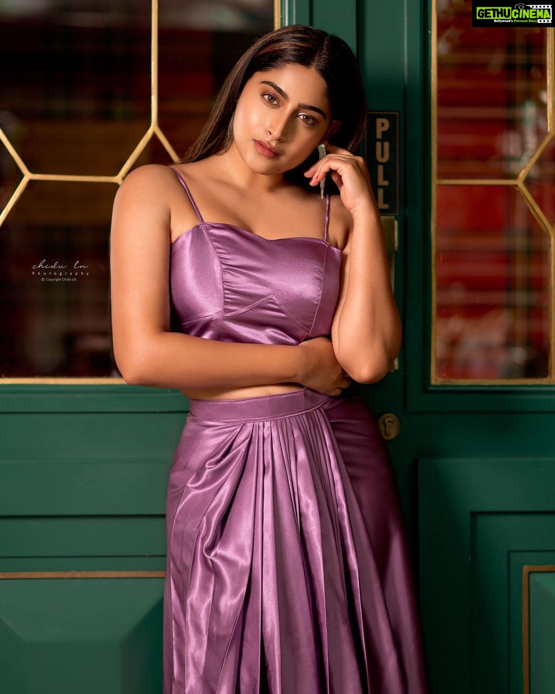 Nishvika Naidu Instagram - Wishing upon a star💫 . . . . . . . . . . . Photography - @chidu.ln_portraits Outfit - @itihas_sagar Make up - @makeupbyabhilasha Hair - @harshasingh512 Accessories - @abhilasha_kulkarni Location @gawkygooseofficial