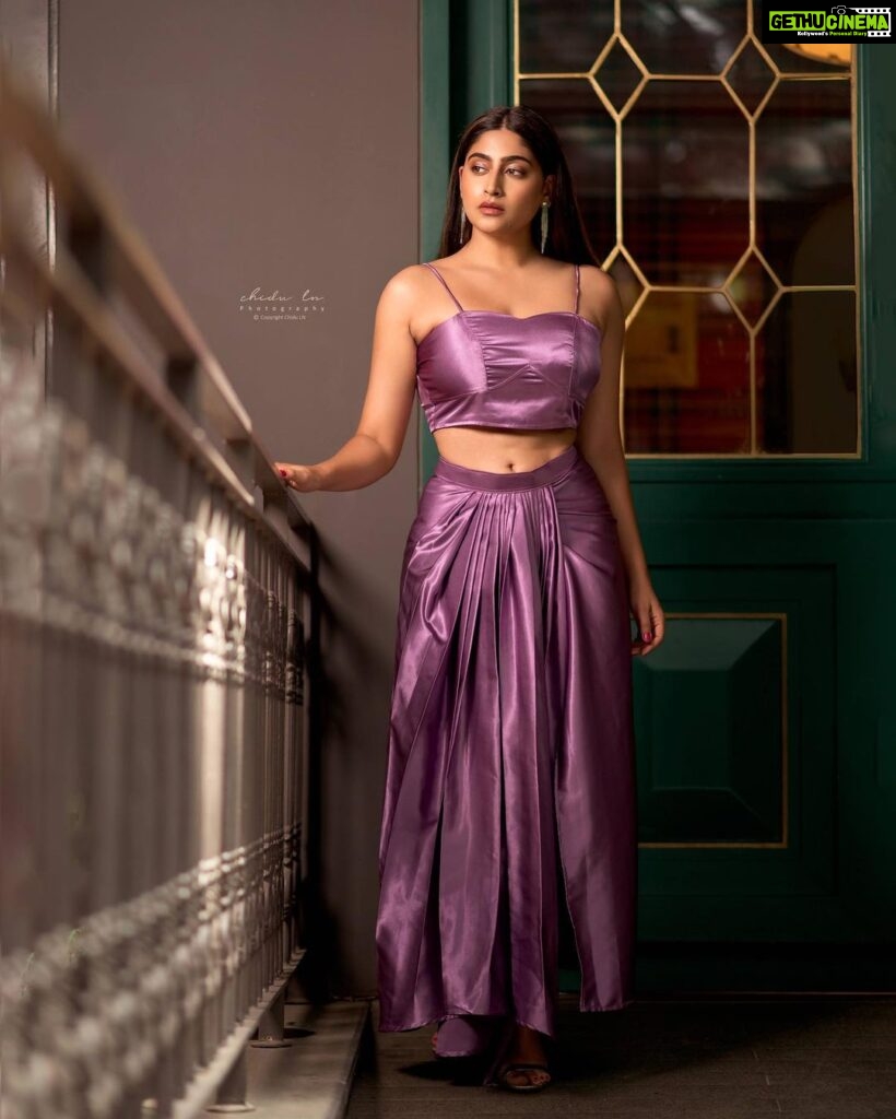 Nishvika Naidu Instagram - And we'll never be royals It don't run in our blood That kind of luxe just ain't for us! . . . . . . . . Photography - @chidu.ln_portraits Outfit - @itihas_sagar Make up - @makeupbyabhilasha Hair - @harshasingh512 Accessories - @abhilasha_kulkarni Location @gawkygooseofficial Gawky Goose