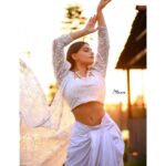Nishvika Naidu Instagram - Photography @arunkummar_portraits Outfit @mousumidebnath9006 MUA @shruthiashwath_makeupartist Assisted By @chidu.ln_portraits Location @roshanbhandari143