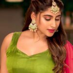Nishvika Naidu Instagram – Be you. The world will adjust

Photography – @chidu.ln_portraits 
Outfit – @itihas_sagar 
Make up – @makeupbyabhilasha 
Hair – @harshasingh512 
Location @gawkygooseofficial