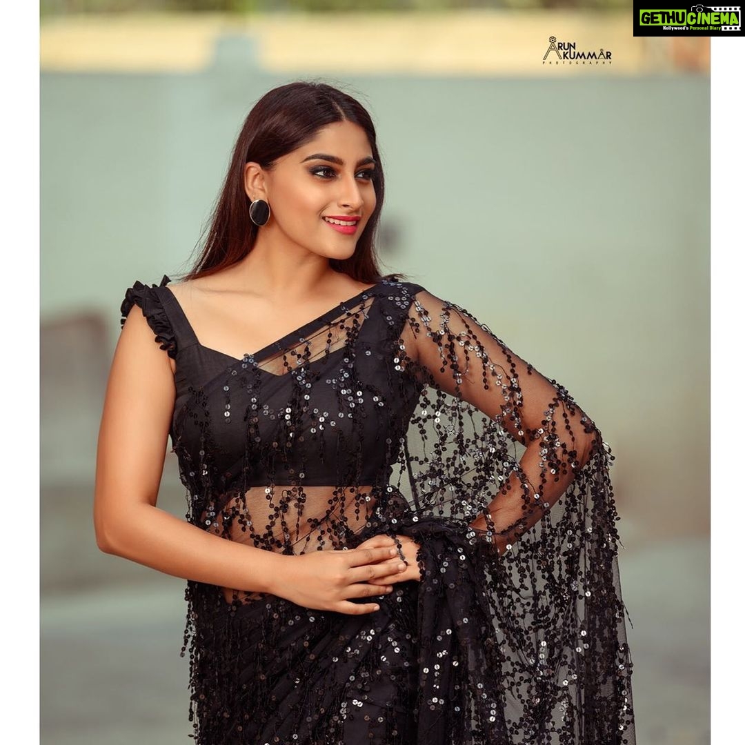Nishvika Naidu Instagram - When you donβt take the black lady home , you become one ππ