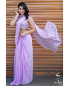 Nishvika Naidu Instagram - Walking past all the negativity 🤷🏽‍♀️ Photography - @Shivaya photography Outfit - @pixie_yard_couture_studio