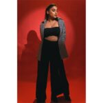 Nishvika Naidu Instagram - ❤️❤️ H&M by : @umerruksar Styling & 📸 by @sandeep.mv @_sunburstt_ Location @_sunburstt_ #sandeepmv #sunburstt #nishvika #portraitsbysmv #nishvika