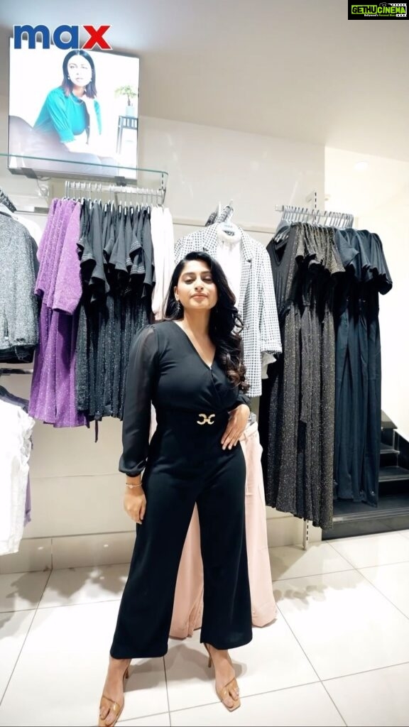 Nishvika Naidu Instagram - 🎉✨ Ready to dazzle this festive season? It is the festive season, and there is only one place that can make the occasion perfect – Max Fashion! Their collection had me so mesmerized that I just had to take it all home! 💃🎉 💃💫 Don’t miss out, head to your nearest Max Fashion store and rock the latest styles that are truly at UNBELIEVABLE prices! #MaxFashion #MSMP #FestiveSeason #Unbelievable #Max #Dussehra #Diwali #Celebrations