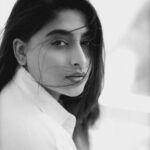 Nishvika Naidu Instagram - Out of captions 💁🏽‍♀️ H&M by : @umerruksar Styling & 📸 by @sandeep.mv @_sunburstt_ Location @_sunburstt_ #sandeepmv #sunburstt #nishvika #portraitsbysmv #nishvika