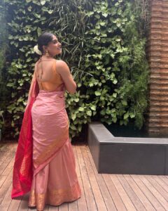 Nishvika Naidu Instagram - We are all smiles for saree ❤️