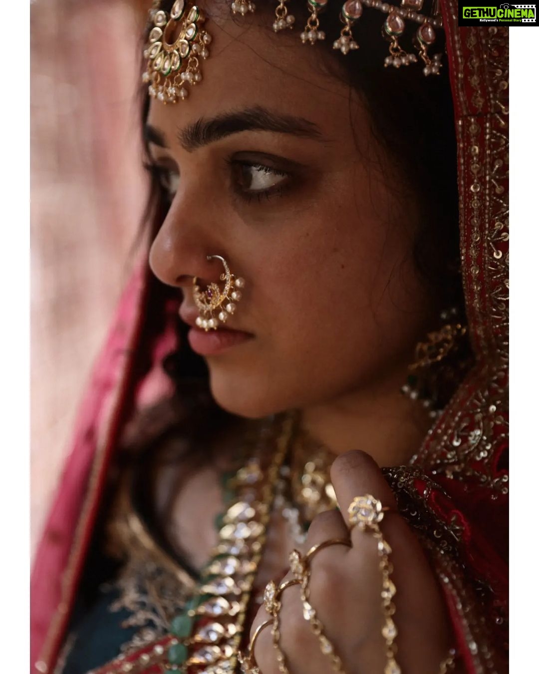 Nithya Menen Instagram - Inspired from the beautiful Mugul queen Zeb-un-Nisa 's ( 1638-1702) paintings. Reimagine is an attempt to create a fresh look and feel for the character... and spinning a new story out of them. But all are re-interpretations with an intriguing approach, while retaining the visual essence of the original works. Creative direction and styling, make up done by @rishabhad Photography done by @sauvicksengupta Clothes @jigarmaliofficial Jewelry @tahir_somethingsopure