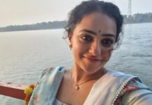 Nithya Menen Instagram - Some more new things .. coming soon ! 🙂 @gomteshupadhye #KumariSrimati