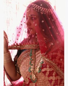 Nithya Menen Instagram - Inspired from the beautiful Mugul queen Zeb-un-Nisa 's ( 1638-1702) paintings. 
Reimagine is an attempt to create a fresh look and feel for the character... and spinning a new story out of them. 
But all are re-interpretations with an intriguing approach, while retaining the visual essence of the original works.

Creative direction and styling, make up done by @rishabhad
Photography done by @sauvicksengupta
Clothes @jigarmaliofficial 
Jewelry @tahir_somethingsopure