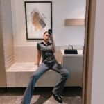Nitibha Kaul Instagram - Its giving Dabangg #iykyk Wearing @ri.dg.ed so proud of your collection @ridgefernandes ✨ Belt @ferragamo Boots @stevemaddenindia MUA @sonamtrimurti_mua Hair @fouzikazi_makeupndhair Mumbai, Maharashtra