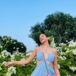 Nitibha Kaul Instagram – The last of summer blooms 🌸 Delhi, India