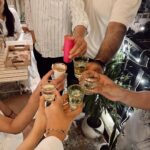 Nitibha Kaul Instagram - The night this house became a home 😭✨ Had my friends over for an impromptu housewarming pizza night & it couldn’t have been more perfect 🤍 We ate, drank, danced, laughed & then some. Had imagined doing a proper housewarming party but honestly, sometimes all you need is a chill night in with no fuss & YOUR people- & this was exactly that 😍 #NKaulsHome #HouseWarming #FriendsLikeFamily #AllWhite #PizzaNight #FriendshipGoals Delhi, India