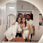Nitibha Kaul Instagram - The night this house became a home 😭✨ Had my friends over for an impromptu housewarming pizza night & it couldn’t have been more perfect 🤍 We ate, drank, danced, laughed & then some. Had imagined doing a proper housewarming party but honestly, sometimes all you need is a chill night in with no fuss & YOUR people- & this was exactly that 😍 #NKaulsHome #HouseWarming #FriendsLikeFamily #AllWhite #PizzaNight #FriendshipGoals Delhi, India