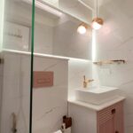 Nitibha Kaul Instagram – When I first stepped into my “standard DLF layout” apartment, the first thing I KNEW I had to change were the bathrooms. So we broke both of them down & I decided the aesthetic vibe I wanted- rose gold luxe for one & minimal neutrals for the second- the result? Two super aesthetic bathrooms at #NKaulsHome that are a sight for sore eyes 🌸🤍

Huge shoutout to @colston_bathrooms for all the beautiful rose gold fixtures & to @lifetimebath for the most beautiful beige tiles of my dreams 😍

#BathroomMakeover #BathroomTransformation #HomeDecor #PowderRoom #BathroomDesign #BathroomRenovation