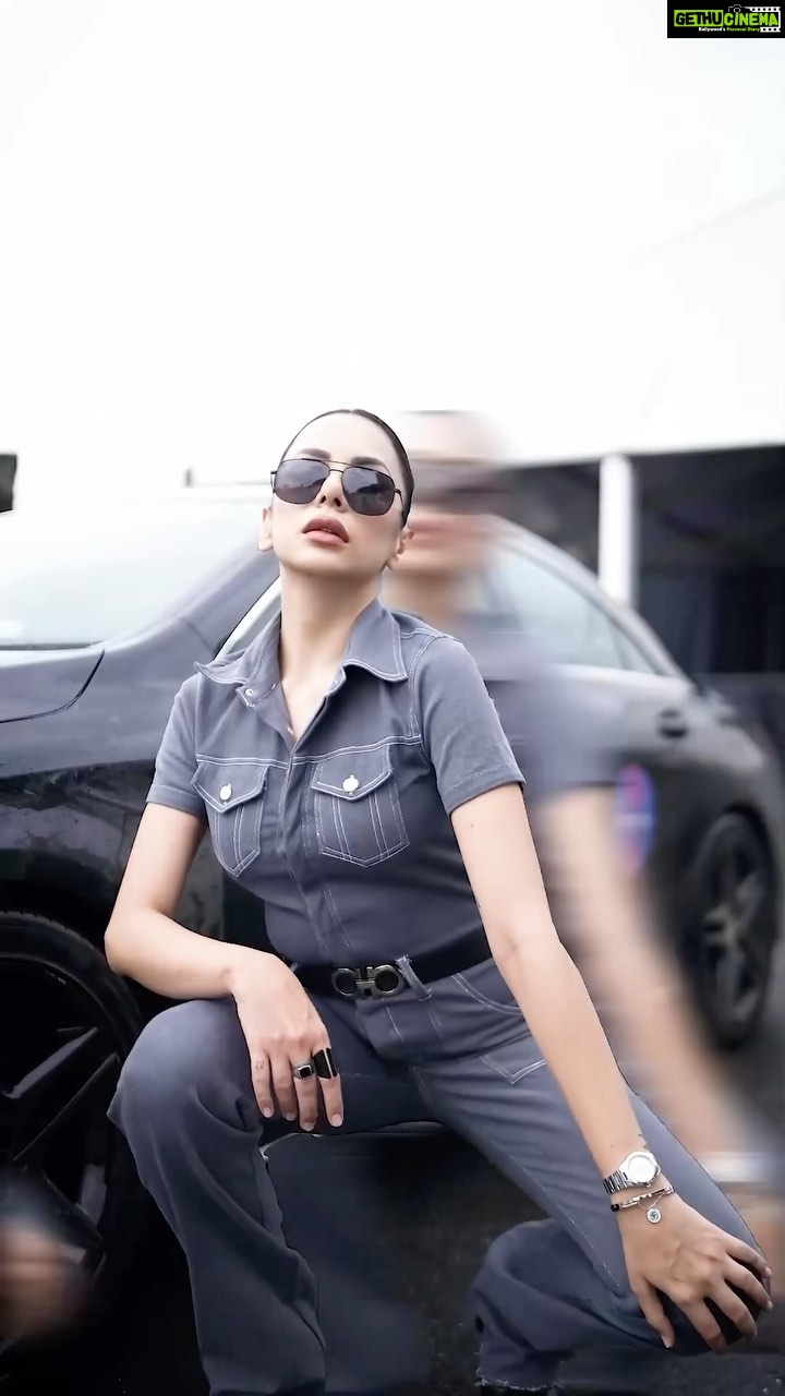Nitibha Kaul Instagram - Embrace the extraordinary with Vredestein tyres, where luxury and performance merge into an unforgettable driving experience. ππ From conquering off-road adventures to cruising city streets in sophistication, Vredestein tyres are the choice of connoisseurs who demand the best. ππ #RacingHeartsInMumbai #VredesteinTyres #DrivingExcellence #UltimatePerformance #WhereGripMeetsExhilaration #PerformanceDriving #OffRoading #CarLover #VredesteinIndia